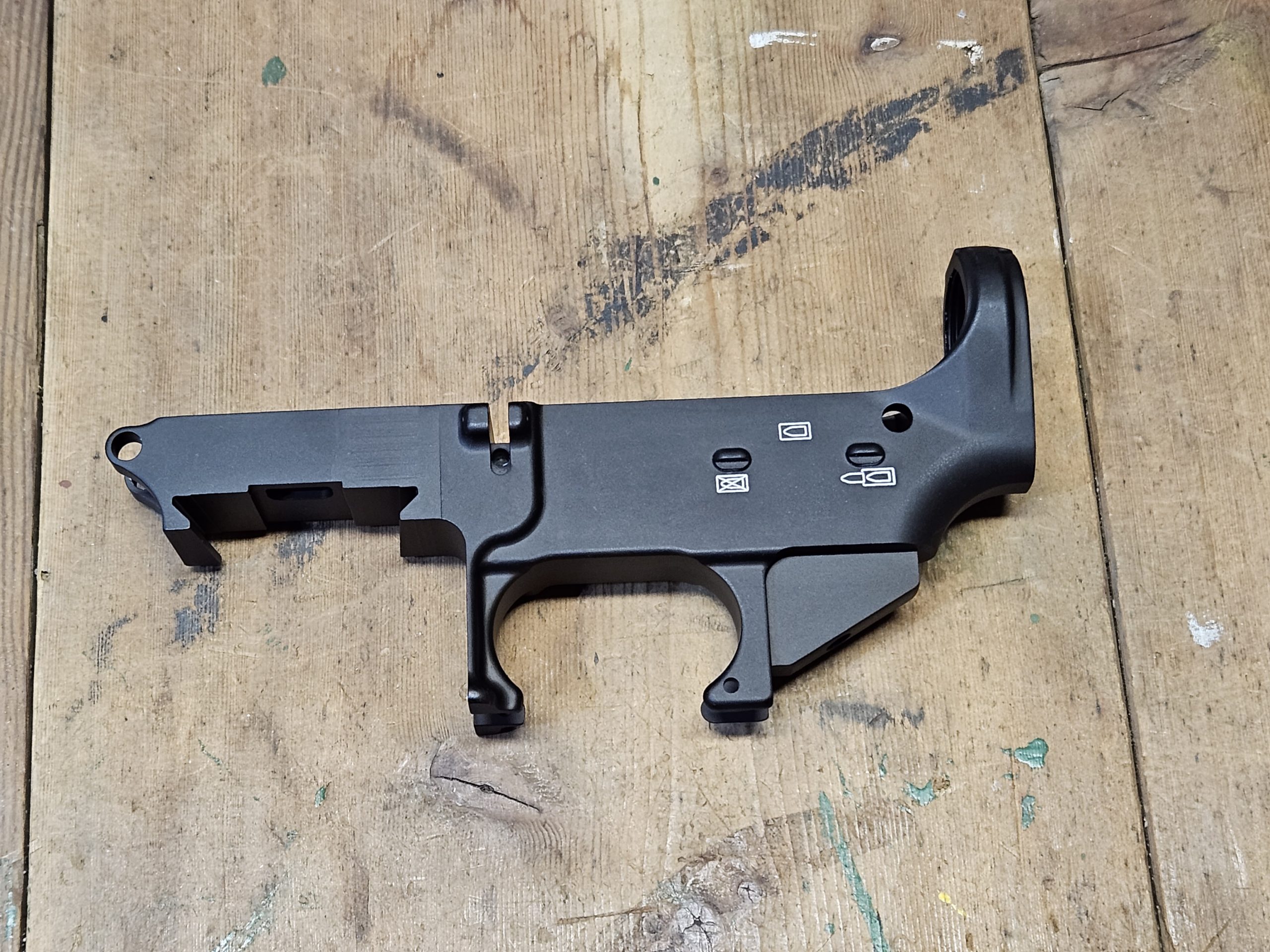 ARES SHRIKE FIGHTLITE MCR-060 AR15 Belt Fed 80% lower receiver MIL-SPEC Black Anodizing FINISH With BULLET MARKINGS