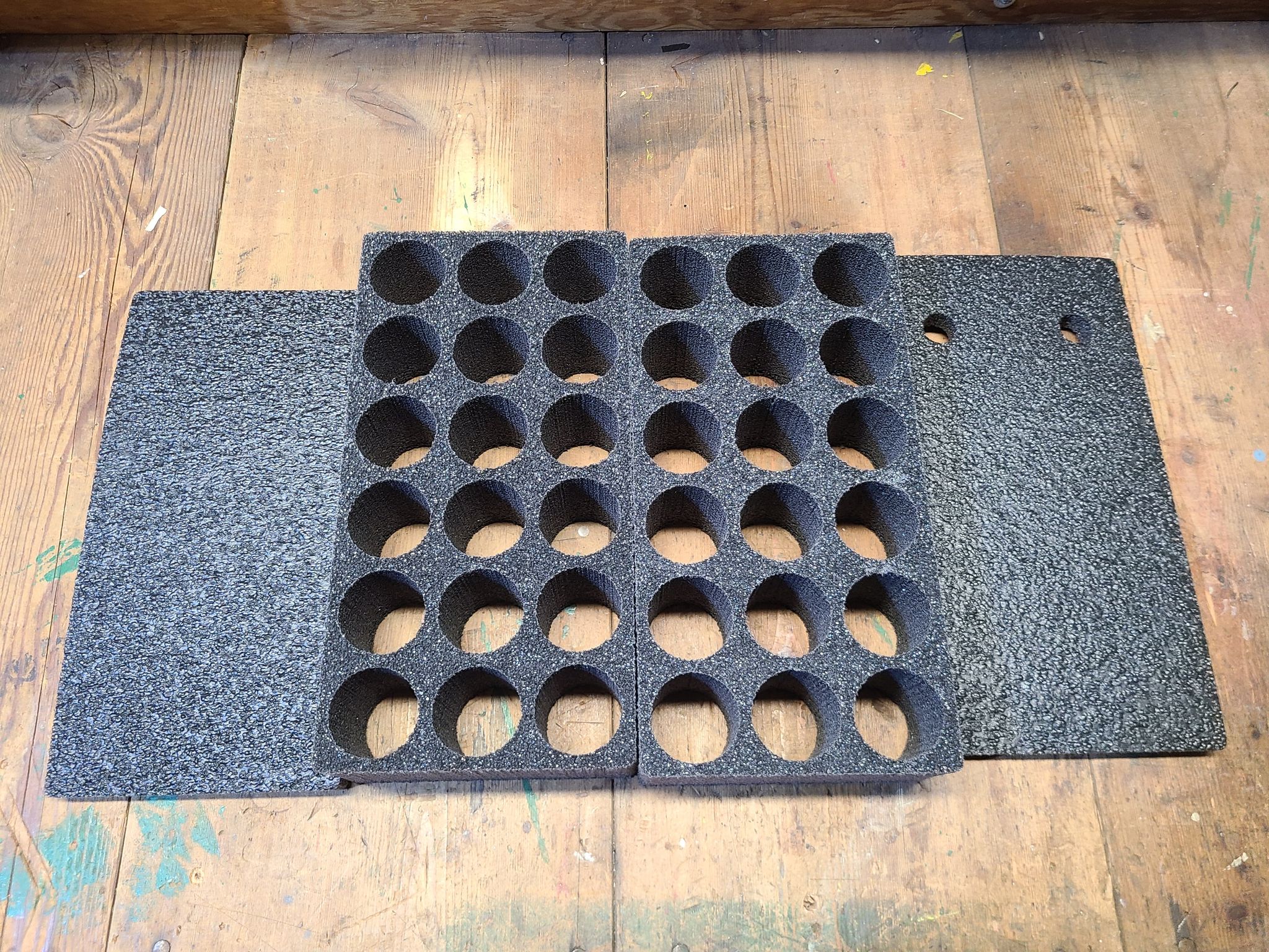 37mm/40mm Ammo Storage System For a .50Cal Ammo Can ( FOAM ONLY )