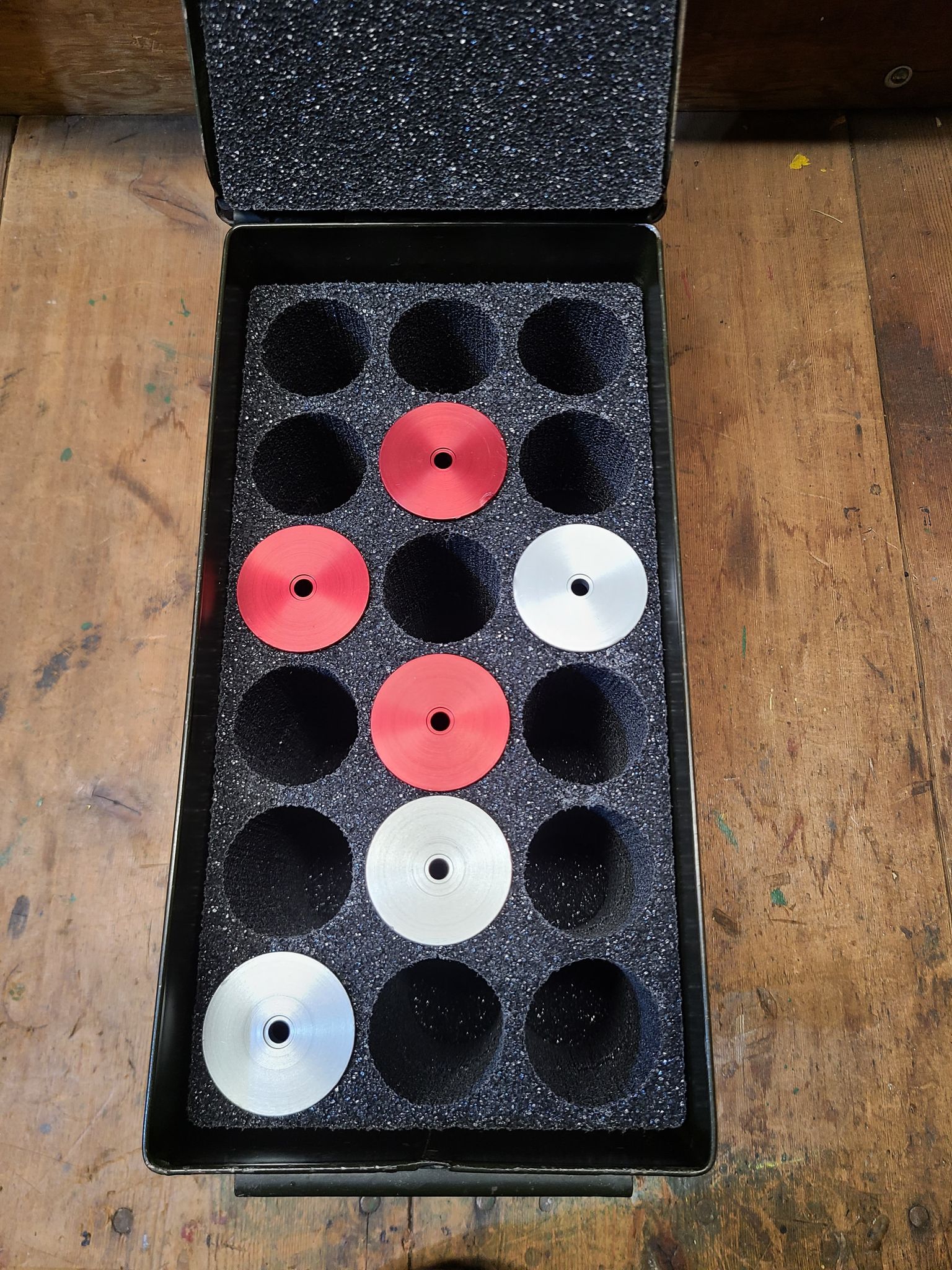 37mm/40mm Ammo Storage System For a .50Cal Ammo Can ( WITH .50cal AMMO CAN )
