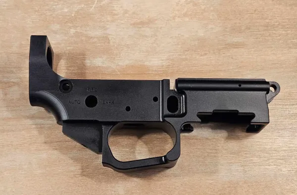 Low Profile Dual-Feed AR-15 Belt Fed 100% lower receiver (LOWPRO-DUALFEED)
