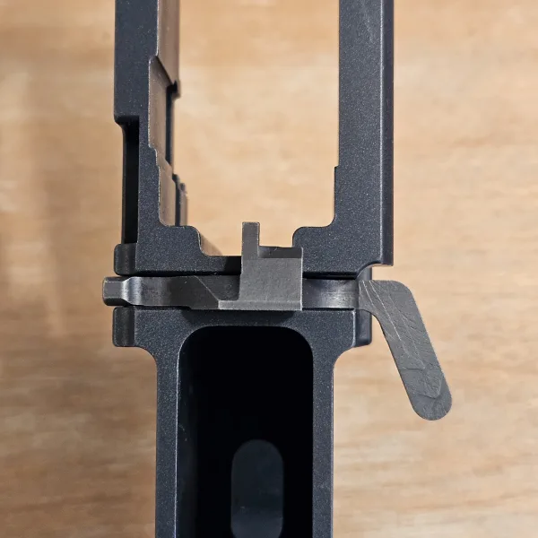 pathfinder-militaria-cryostructure-Hockey Stick – Right Side only Ambi-Fit Bolt Release For The MCR Belt Fed Upper-side 2